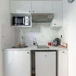 Hsh Alesia/Montparnasse : Cosy Studio 3P